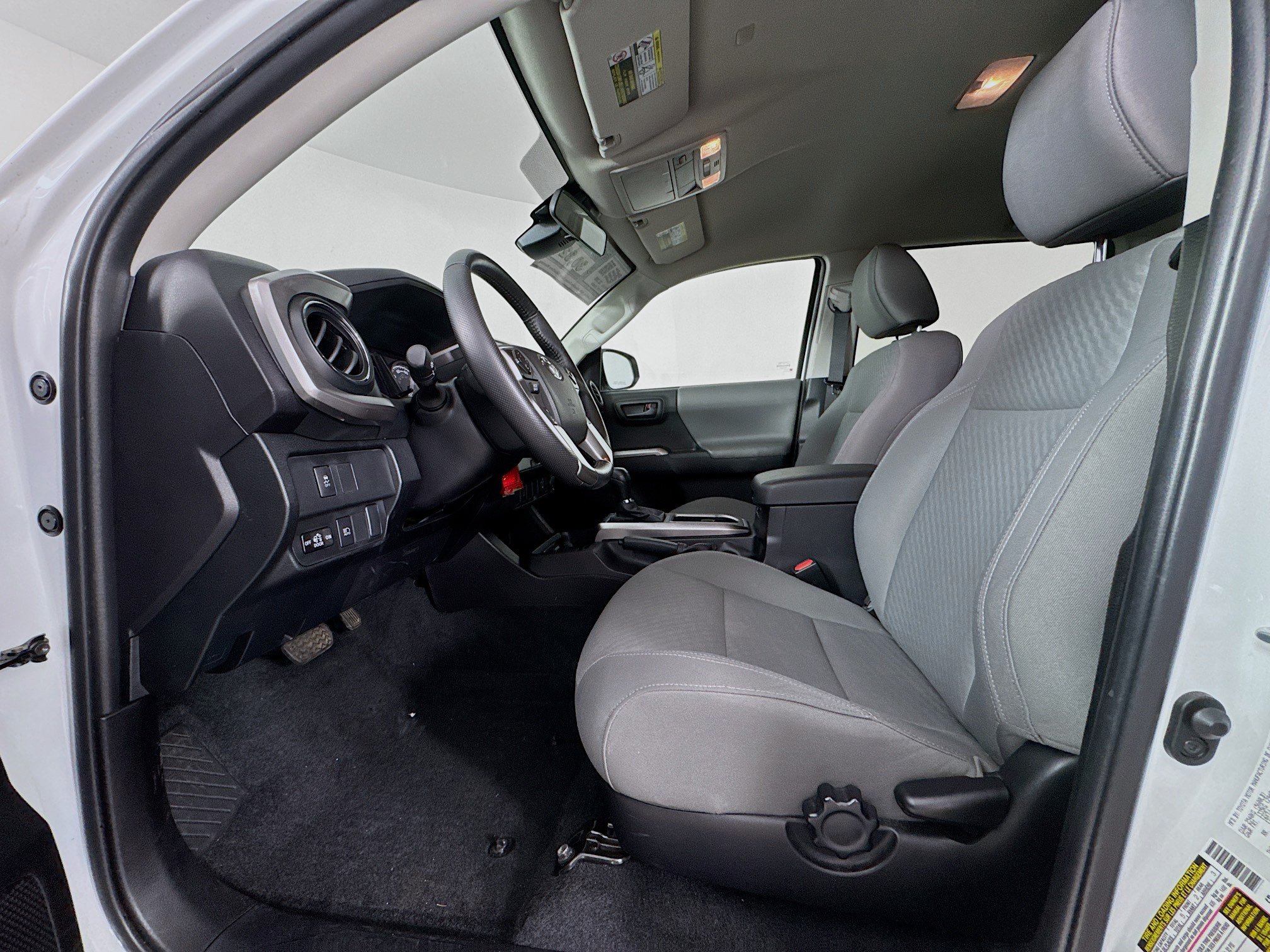 Certified 2023 Toyota Tacoma SR5 w/ SR5 Appearance Package RWD image 19