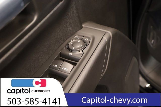 Used 2026 Chevrolet Silverado 1500 Custom Trail Boss w/ Turbomax Blackout Package image 11