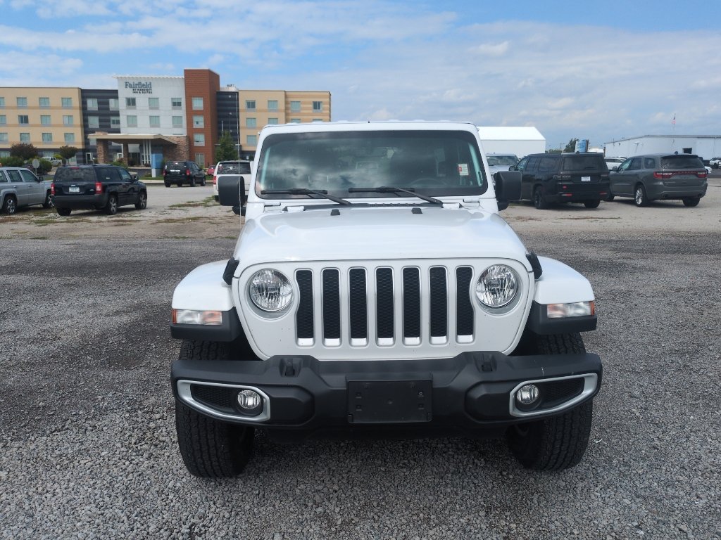 Used 2023 Jeep Wrangler Unlimited Sahara w/ Cold Weather Group AWD/4WD image 2
