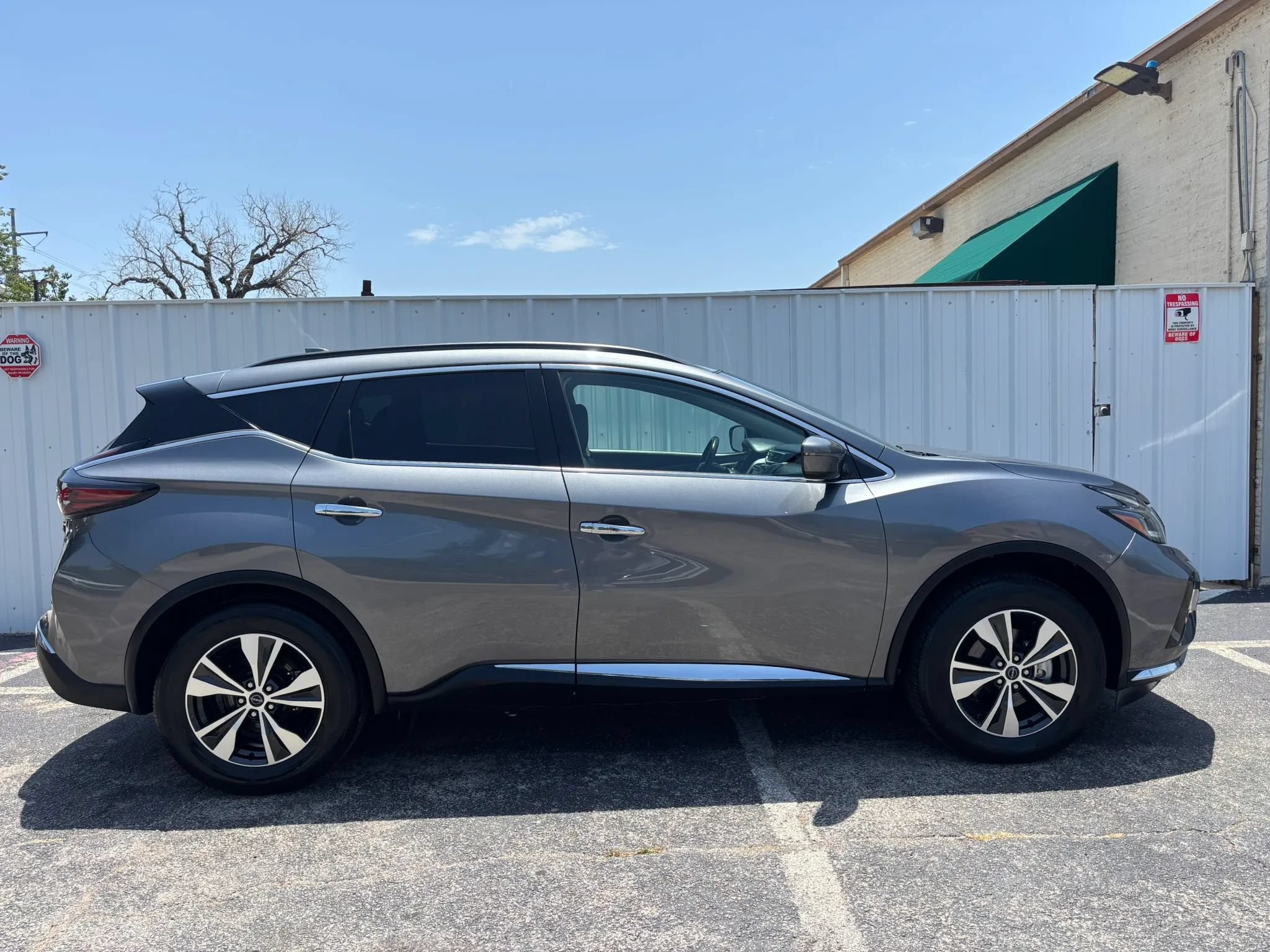 Used 2023 Nissan Murano SV AWD/4WD image 7
