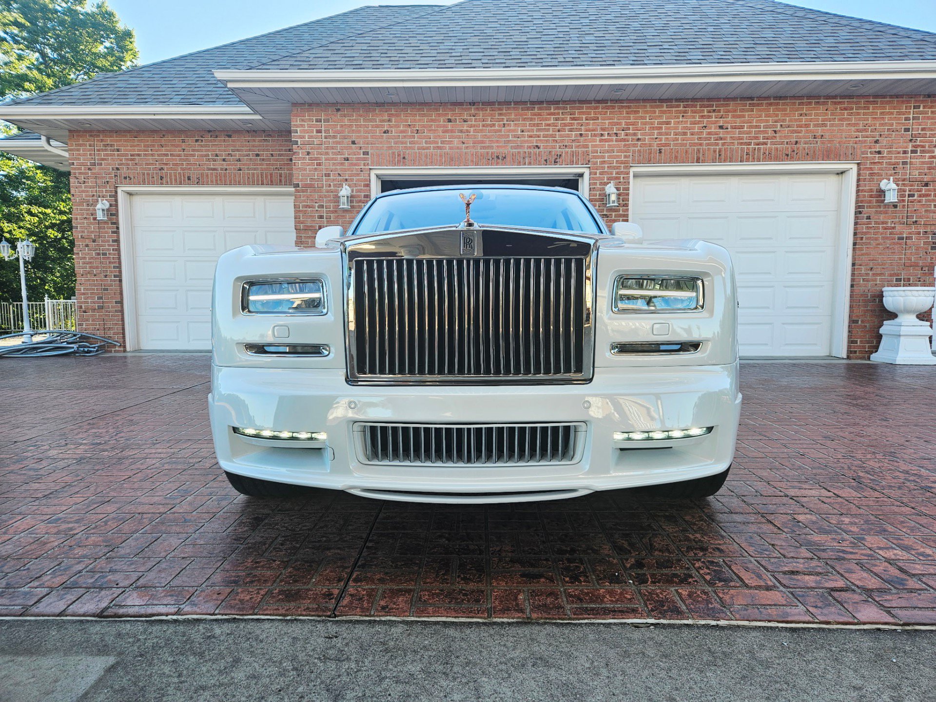 Used 2007 Rolls-Royce Phantom Sedan RWD image 3