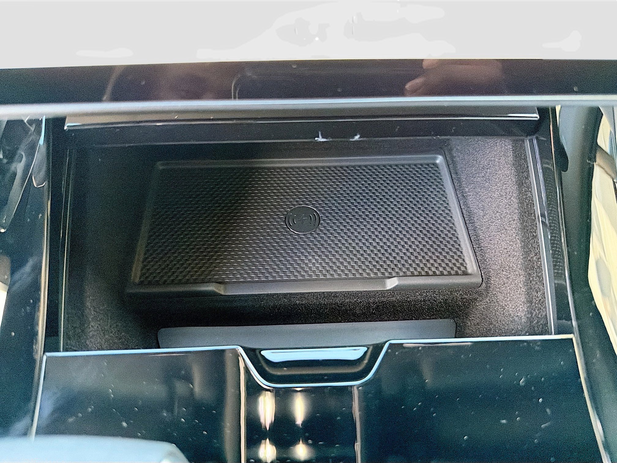 New 2026 Land Rover Range Rover Sport SE image 32