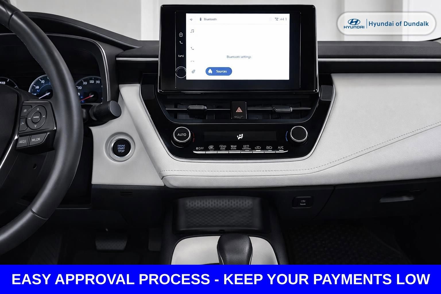 Used 2024 Toyota Corolla SE FWD image 12