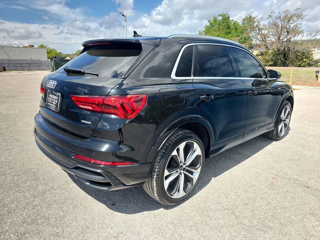 Used 2021 Audi Q3 2.0T Premium w/ Convenience Package image 3