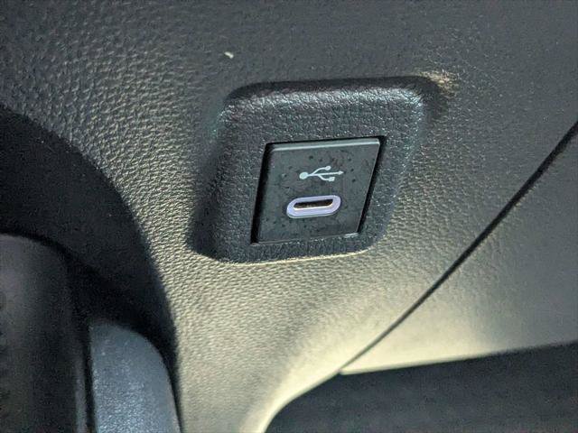 Certified 2025 Toyota Corolla LE FWD image 21