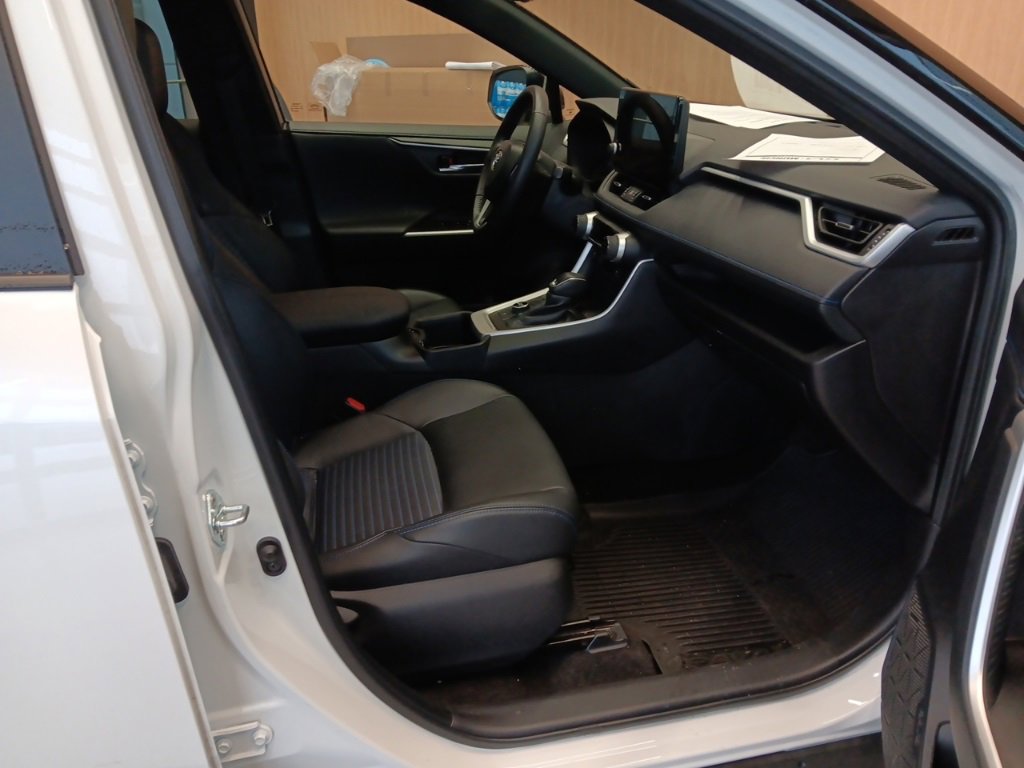 Used 2023 Toyota RAV4 XSE w/ XSE Grade Weather Package image 23