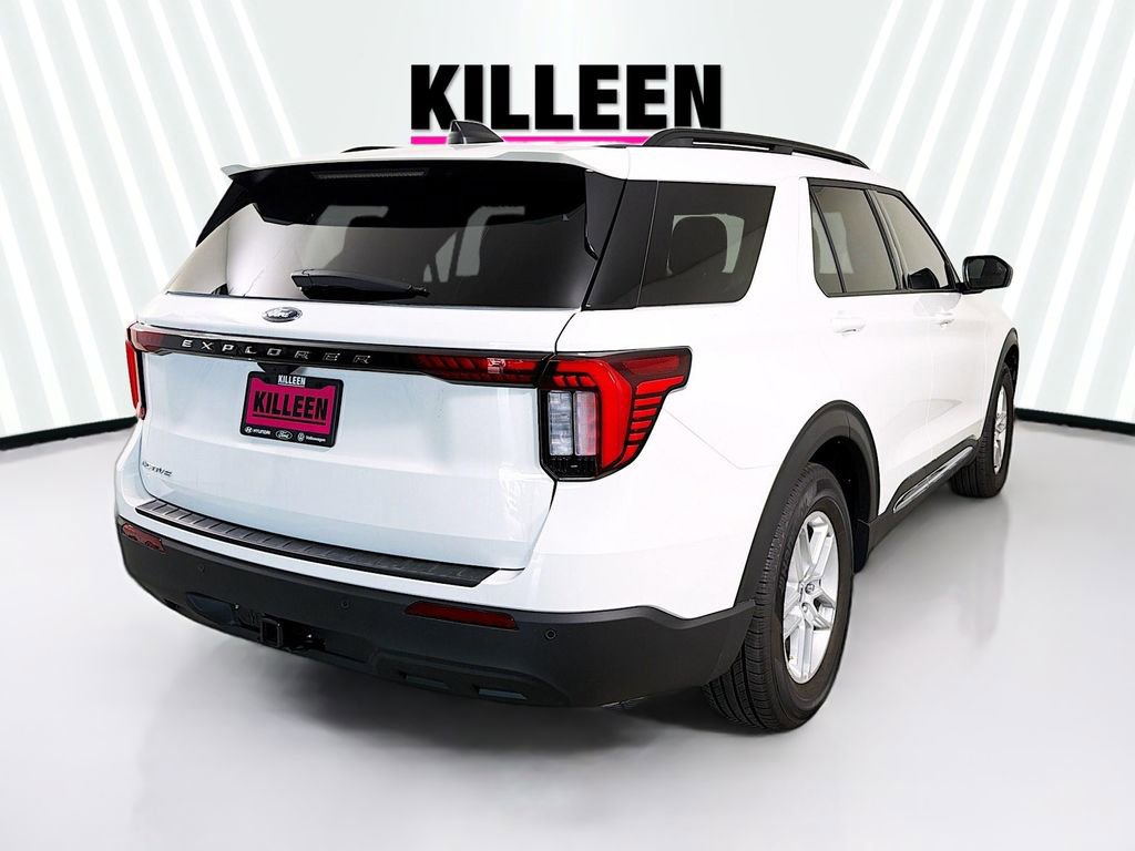 New 2025 Ford Explorer Active image 7