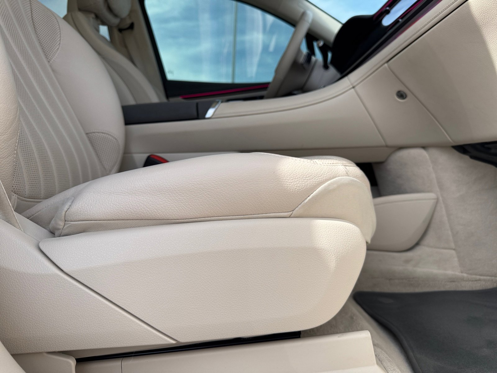 Certified 2023 Mercedes-Benz EQS 580 4MATIC SUV image 19