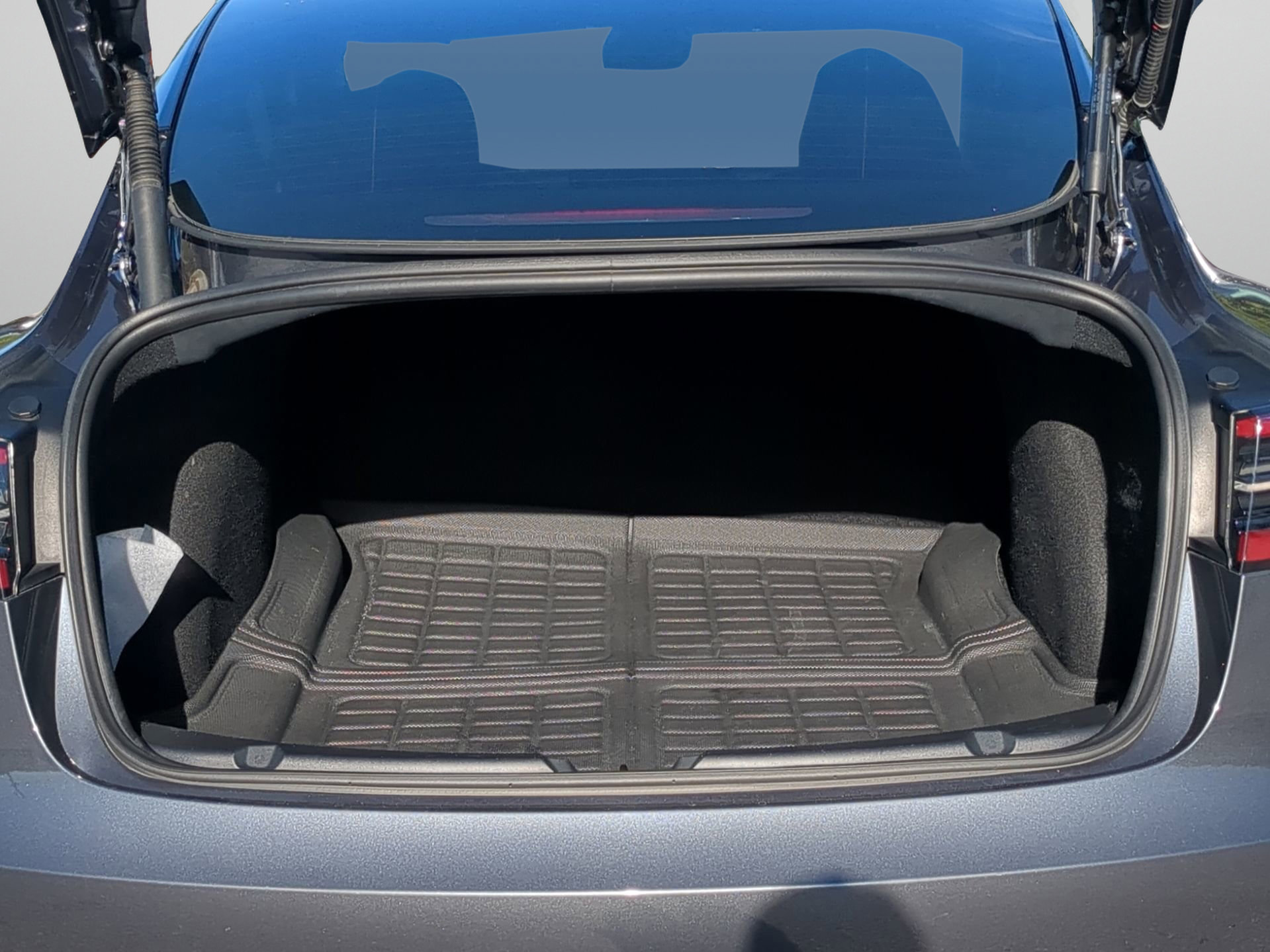 Used 2023 Tesla Model 3 Standard Range RWD image 46