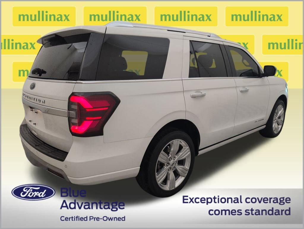Used 2023 Ford Expedition Platinum image 3
