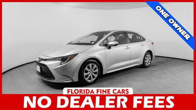 Used 2023 Toyota Corolla LE FWD image 1