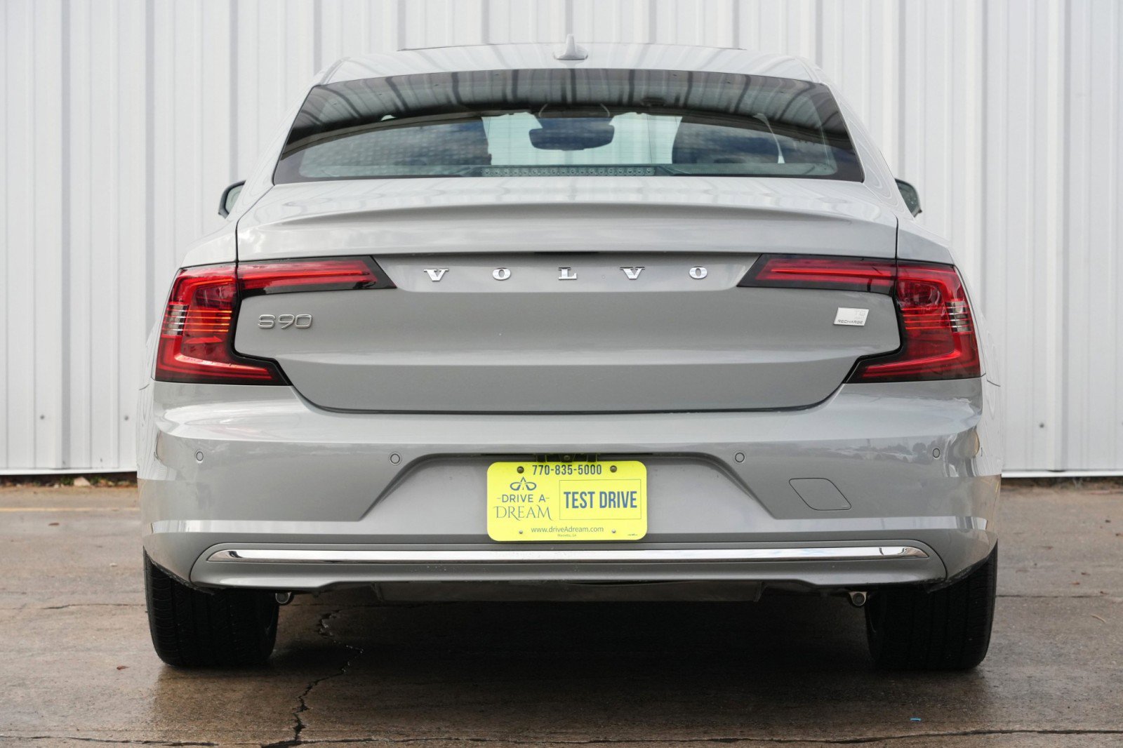 Used 2024 Volvo S90 T8 Ultimate image 11