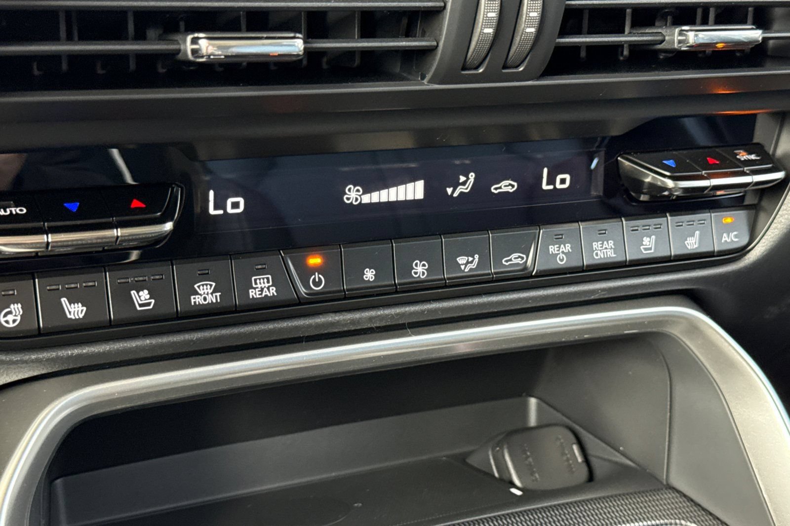 New 2026 MAZDA CX-90 Plug-In Hybrid w/ Preferred AWD/4WD image 19