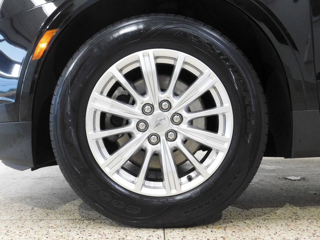 Used 2017 Cadillac XT5 FWD image 15