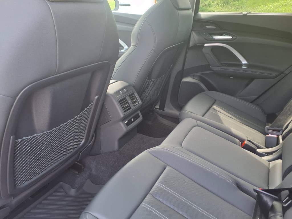 Used 2025 Audi Q5 Premium Plus AWD/4WD image 10