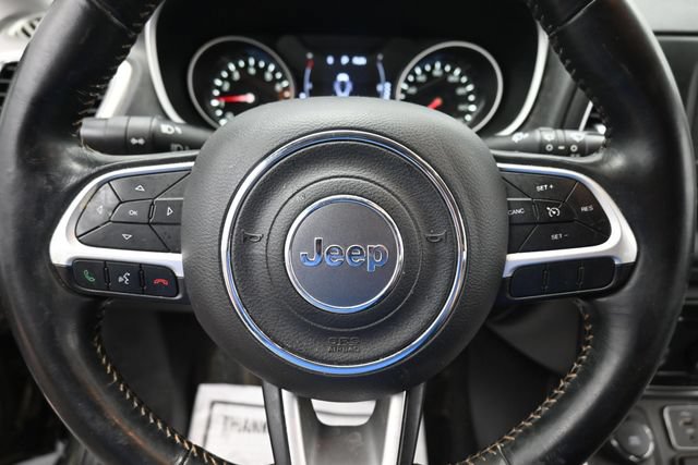 Used 2018 Jeep Compass Latitude AWD/4WD image 13