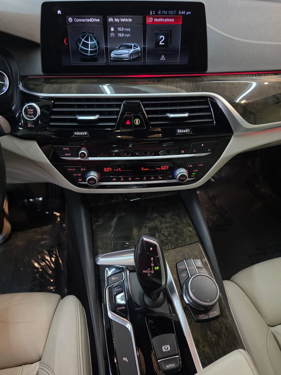 Used 2018 BMW 540i RWD image 35