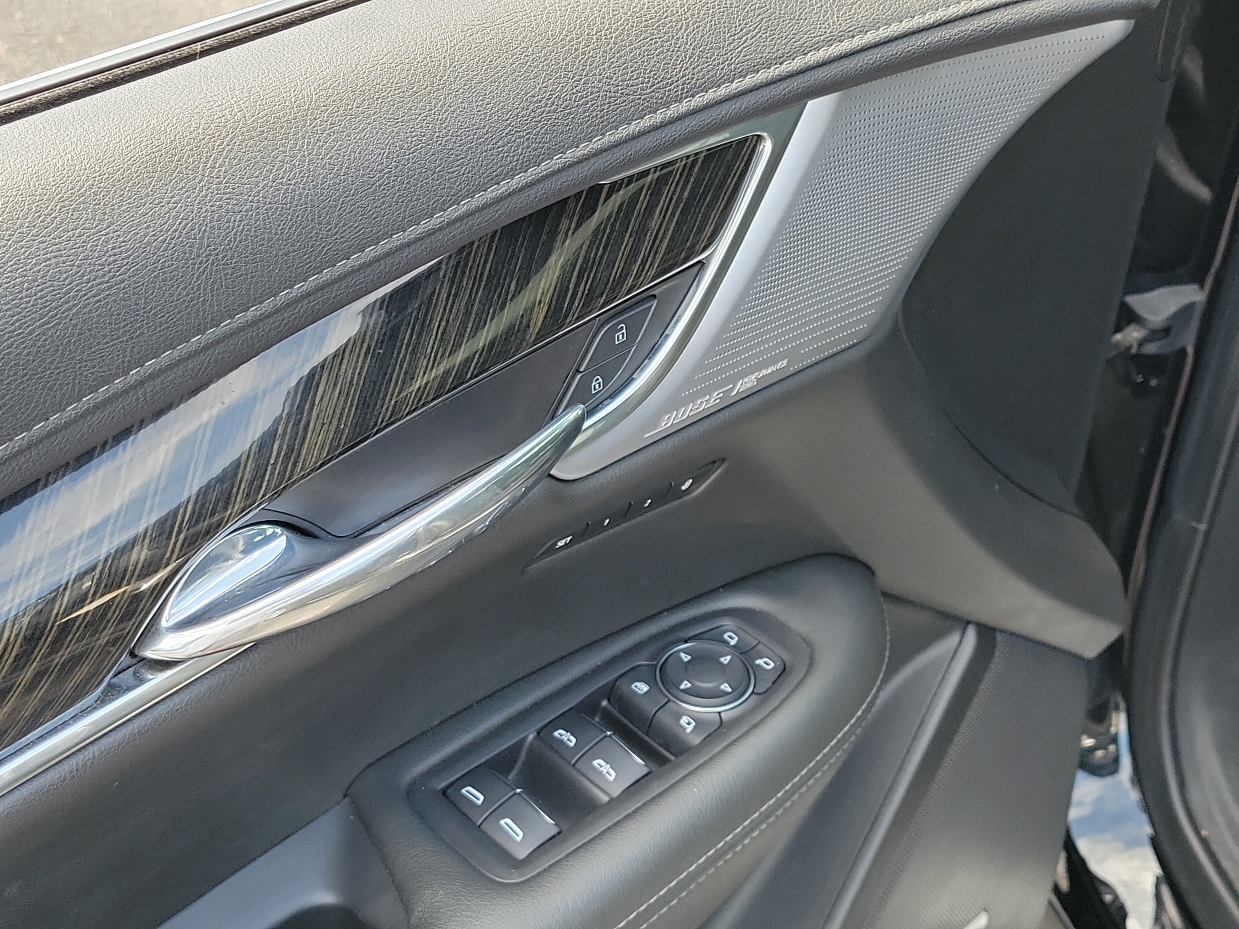 Used 2021 Cadillac XT6 Premium Luxury AWD/4WD image 21
