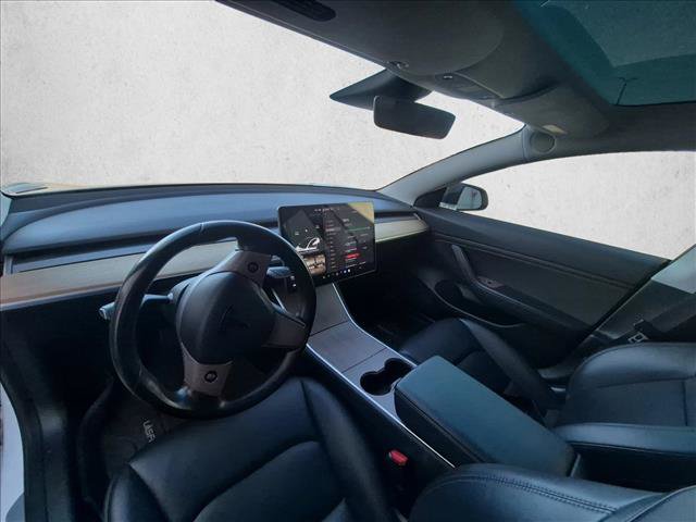 Used 2019 Tesla Model 3 Standard Range Plus RWD image 10