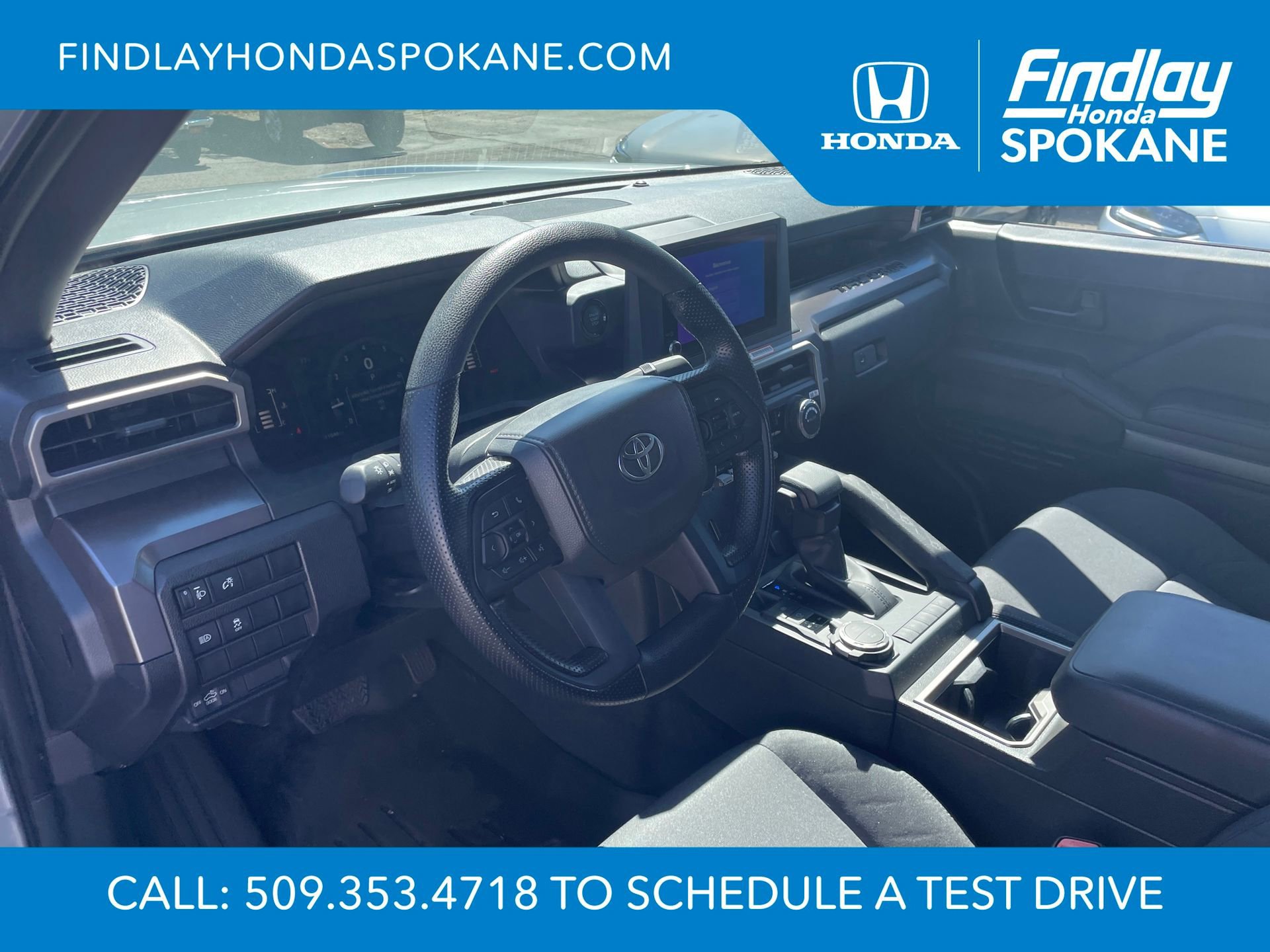 Used 2025 Toyota Tacoma SR5 AWD/4WD image 12