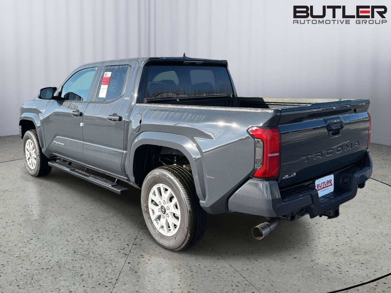 New 2026 Toyota Tacoma SR5 AWD/4WD image 4