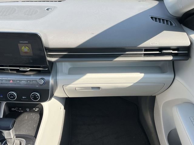 Used 2024 Hyundai Kona SE image 18