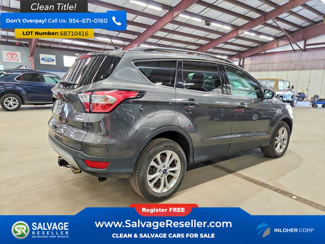 Used 2018 Ford Escape SEL FWD image 4