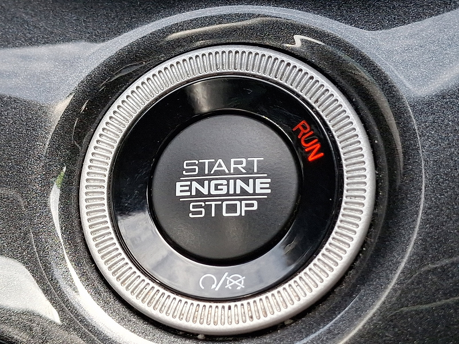 Used 2022 Jeep Grand Cherokee L Laredo image 24