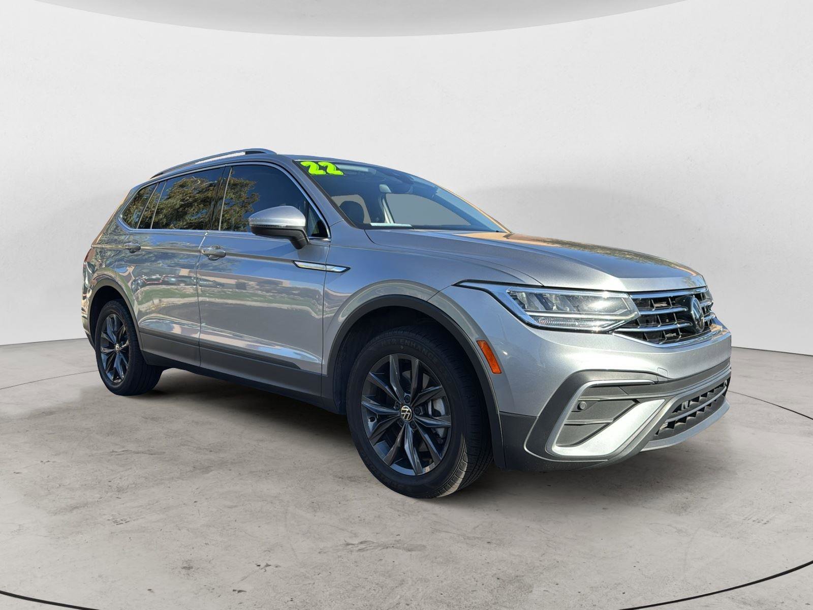 Used 2022 Volkswagen Tiguan SE