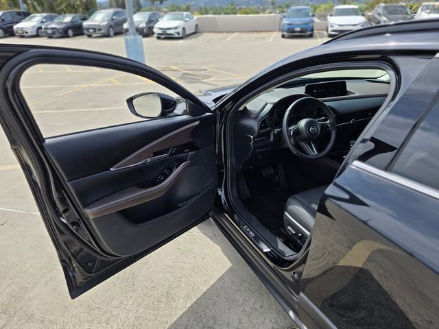 Certified 2025 MAZDA CX-30 2.5 Turbo w/ Premium Plus Pkg AWD/4WD image 39