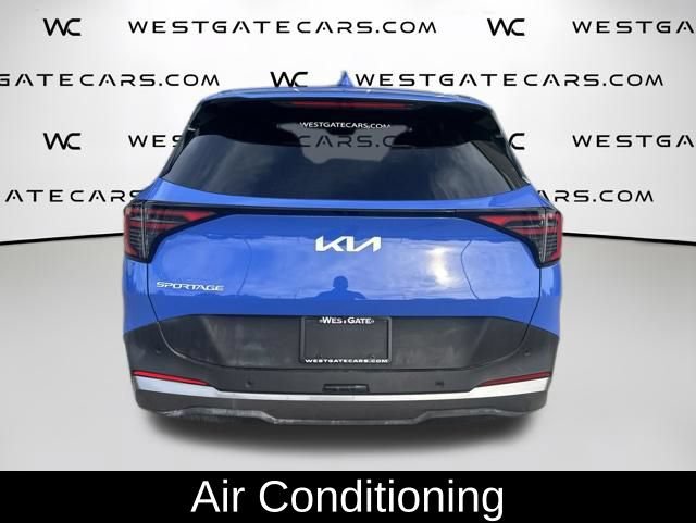 Used 2026 Kia Sportage EX FWD image 7