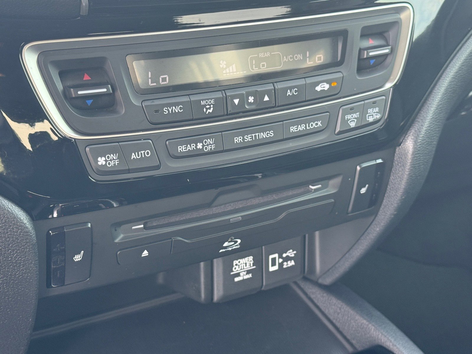 Used 2019 Honda Pilot Touring image 20