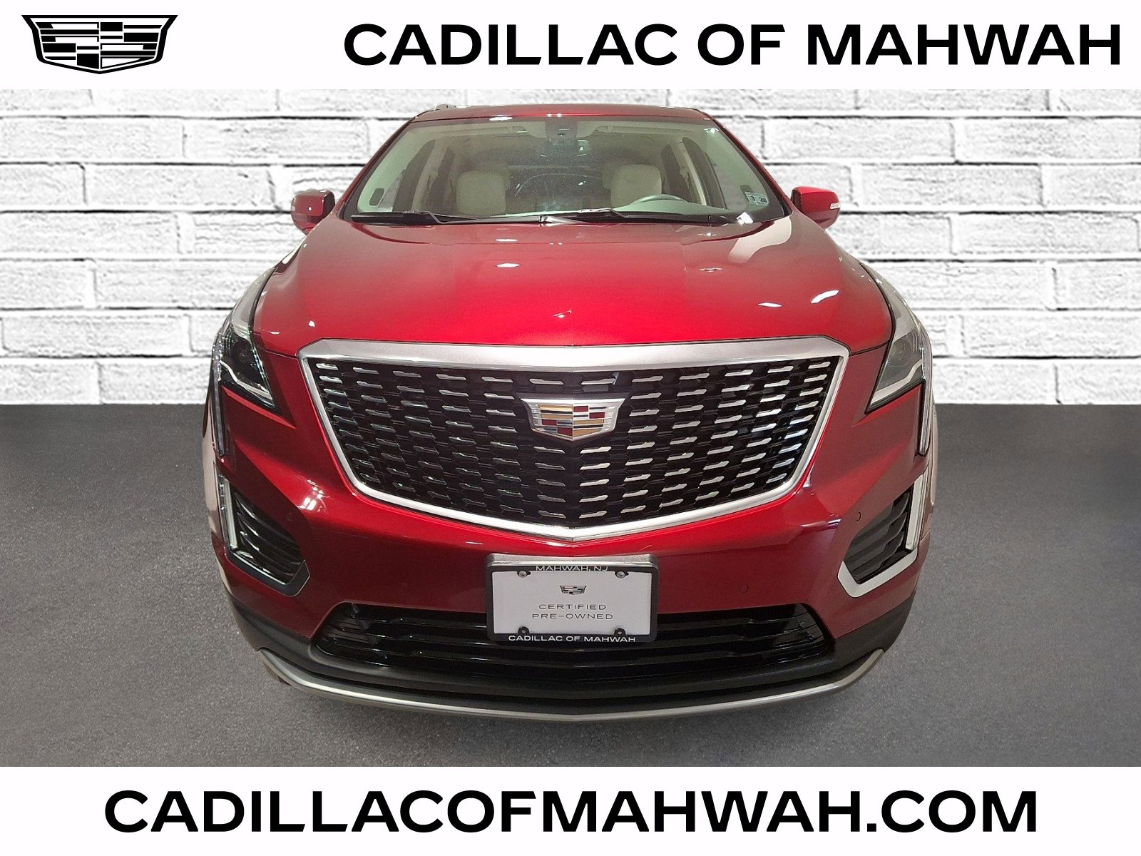 Certified 2023 Cadillac XT5 Premium Luxury AWD/4WD image 1
