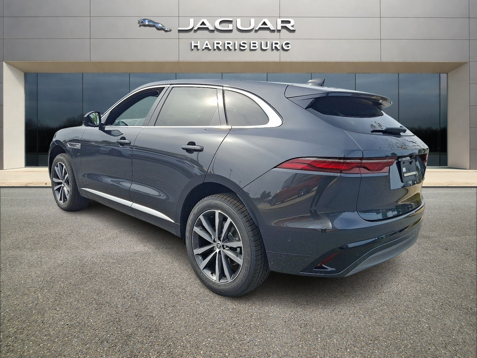 New 2026 Jaguar F-PACE R-Dynamic S AWD/4WD image 2