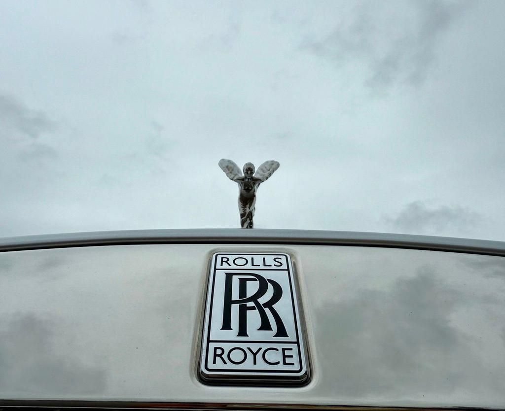 Used 2015 Rolls-Royce Wraith RWD image 16