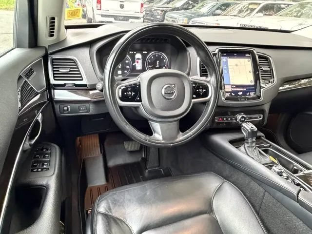 Used 2018 Volvo XC90 T5 Momentum w/ Convenience Package AWD/4WD image 16