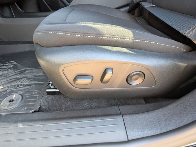 New 2026 Chevrolet Equinox EV LT w/ Comfort Package image 11