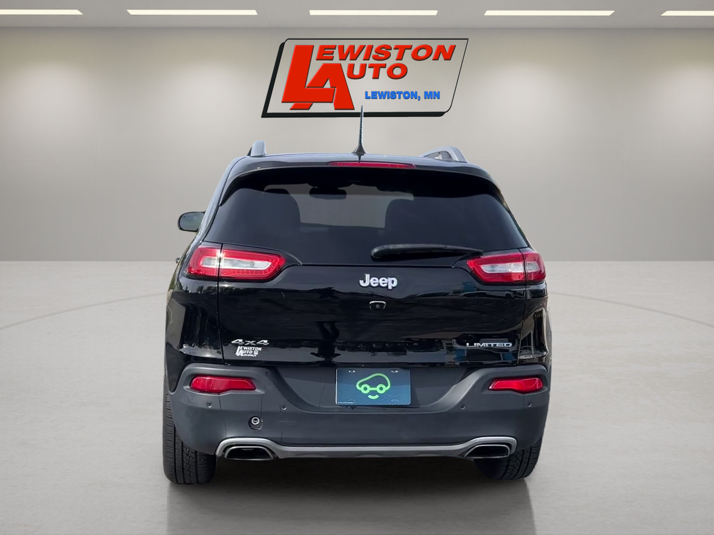 Used 2018 Jeep Cherokee Limited AWD/4WD image 4