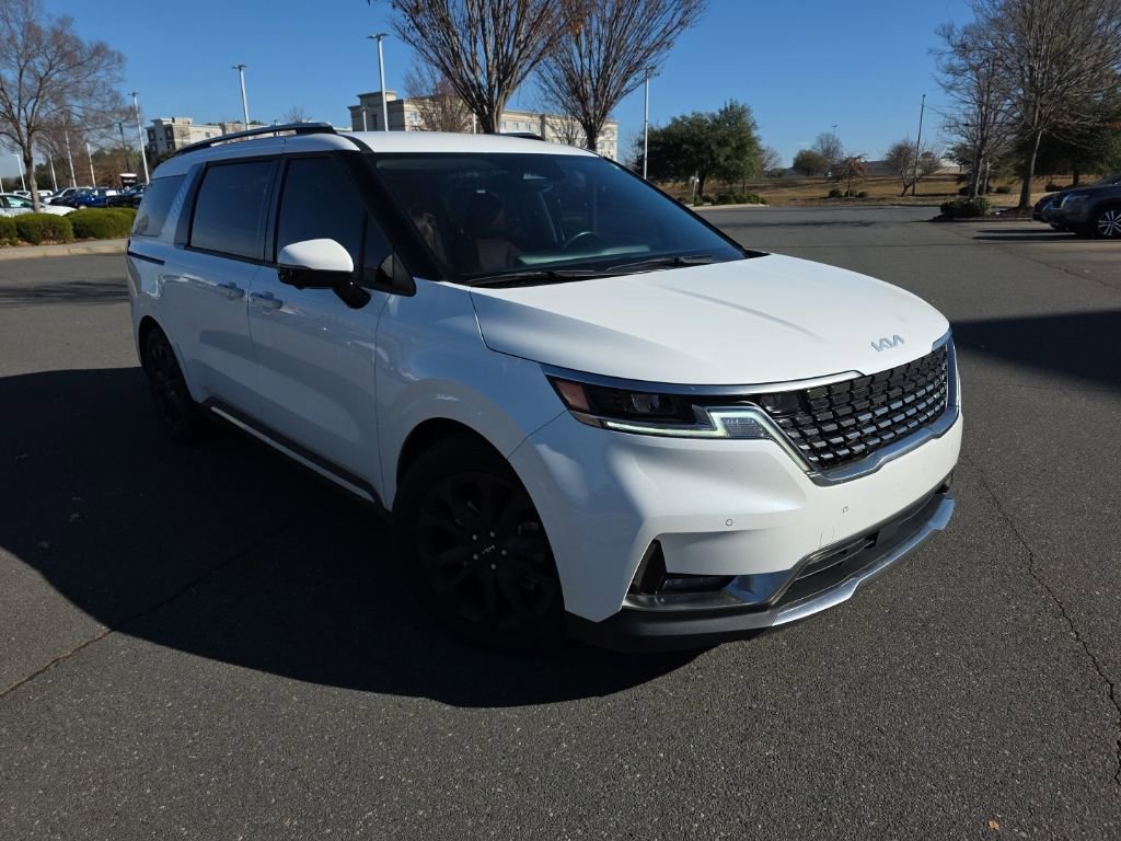 Used 2023 Kia Carnival SX video 2