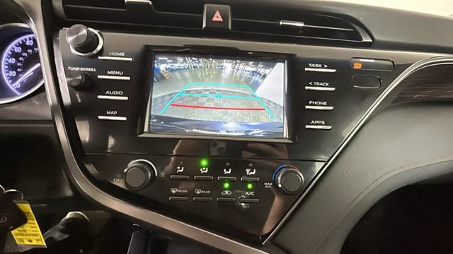 Used 2019 Toyota Camry LE FWD image 23