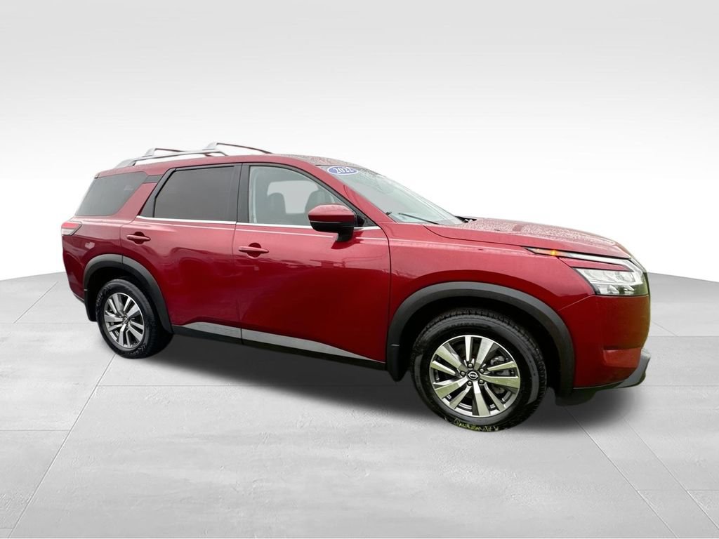Used 2022 Nissan Pathfinder SL w/ SL Black Package AWD/4WD image 7