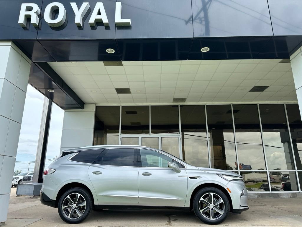 Used 2022 Buick Enclave Essence w/ Sport Touring Edition