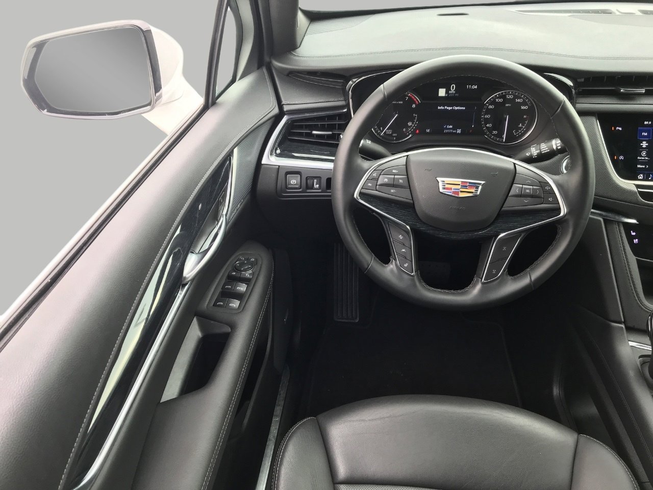 Certified 2025 Cadillac XT5 Premium Luxury image 5