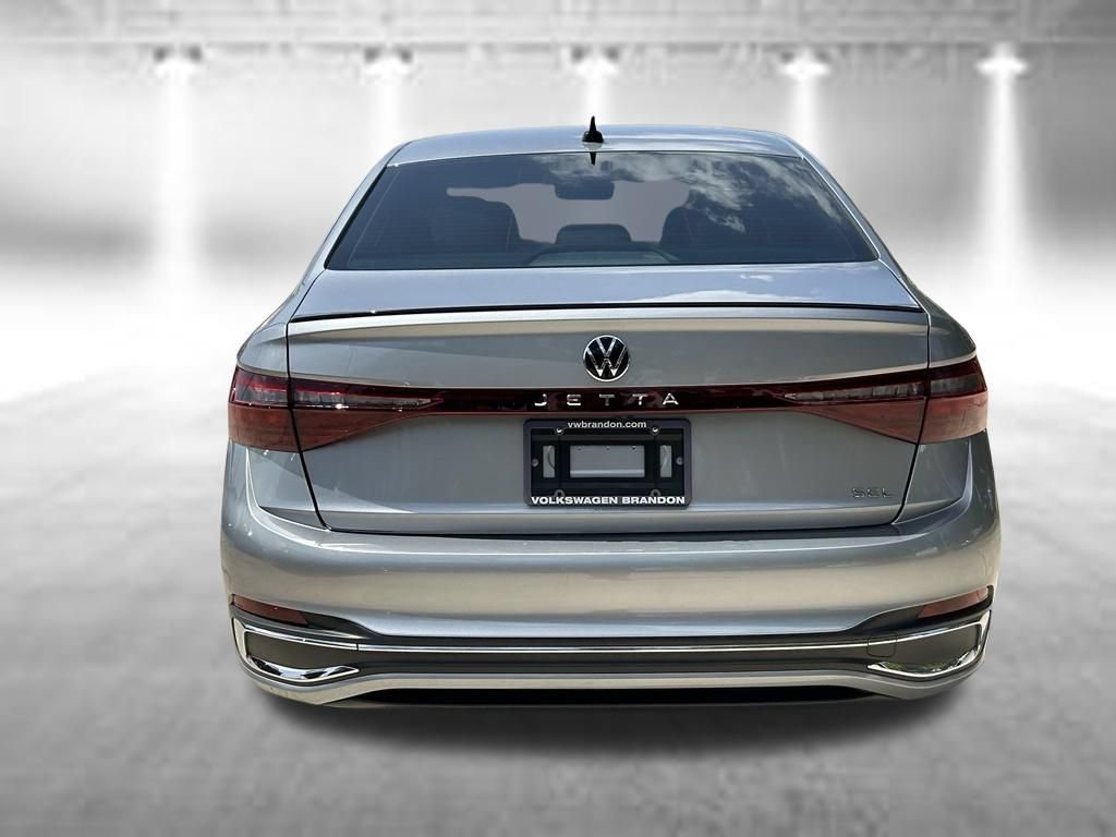 Used 2025 Volkswagen Jetta SEL FWD image 4