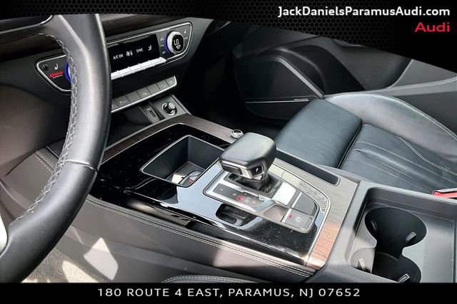 Used 2023 Audi Q5 e Premium Plus w/ Premium Plus Package image 12