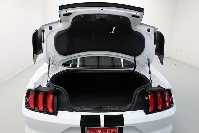 Used 2021 Ford Mustang Shelby GT500 w/ Carbon Fiber Track Pack RWD image 61