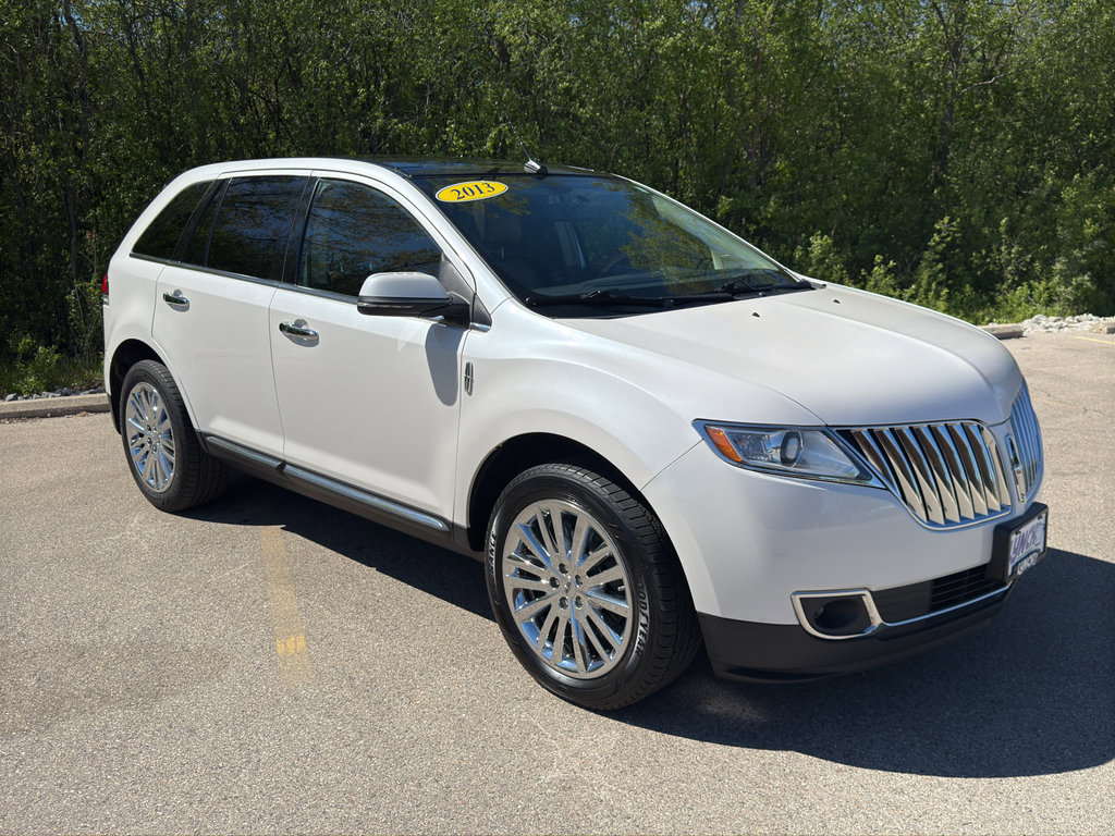 Used 2013 Lincoln MKX FWD image 7