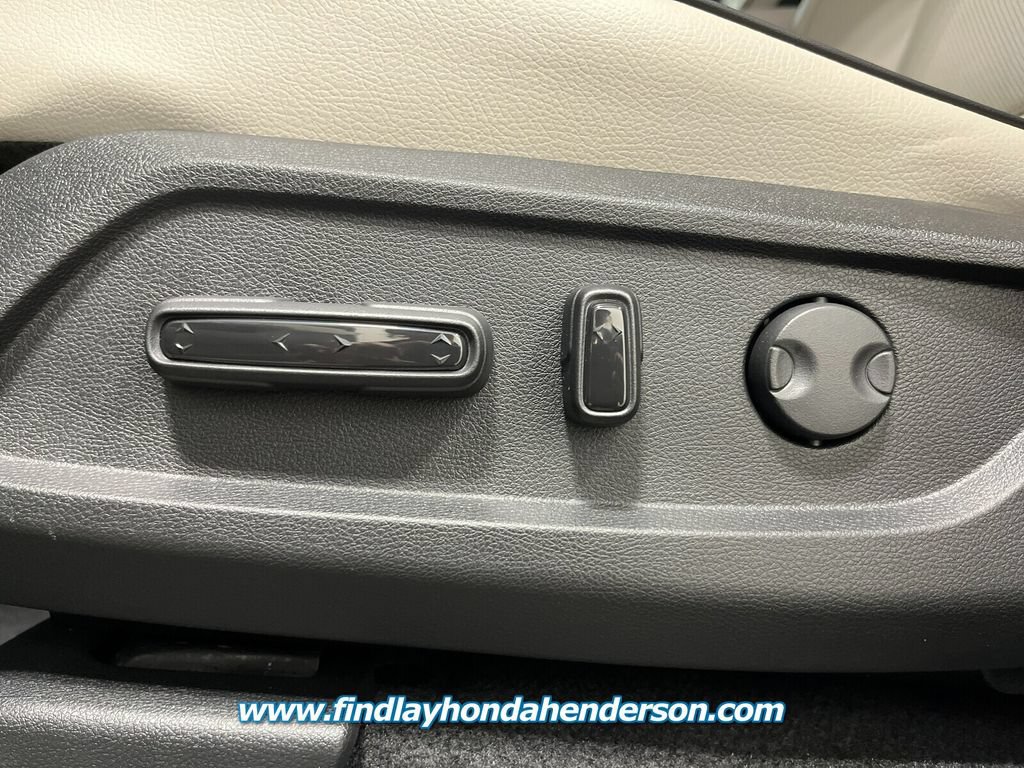 New 2026 Honda Pilot Elite image 14