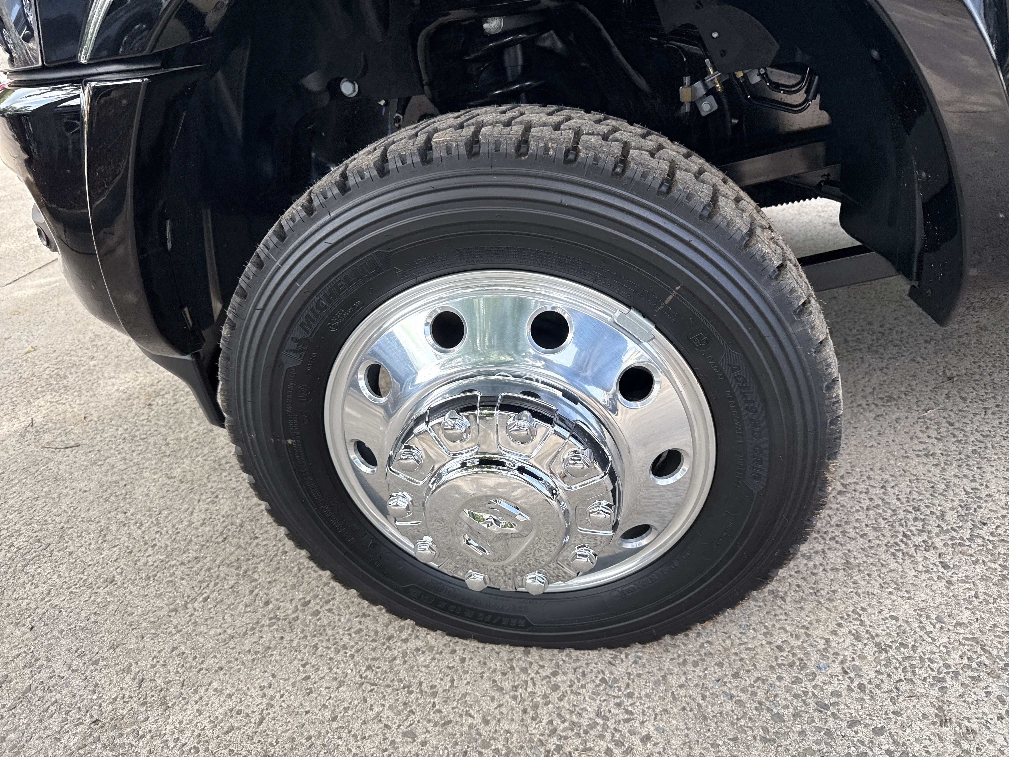 New 2026 RAM 5500 4x4 Crew Cab w/ Laramie Trim Package image 11