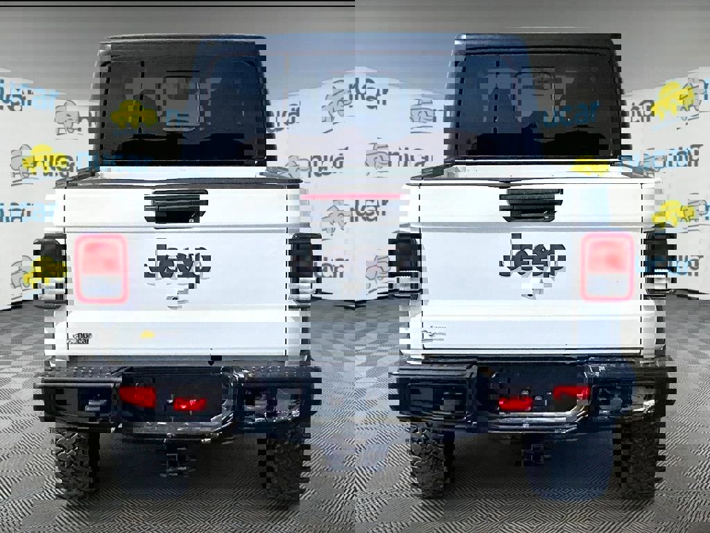 Used 2023 Jeep Gladiator Rubicon w/ Cold Weather Group image 5